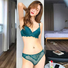 Load image into Gallery viewer, Deep-V Cotton Push-Up Lingerie Set Green / 70A - YOVEN FASHION
