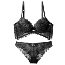 Load image into Gallery viewer, Floral Lace and Cotton Push-Up Lingerie Set - YOVEN FASHION

