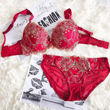 Load image into Gallery viewer, Luxury Gold Embroidery Push-Up Lingerie Set - YOVEN FASHION
