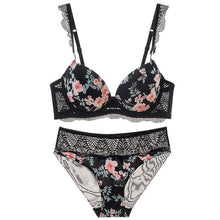 Load image into Gallery viewer, Sexy Floral Pattern Push-Up Lingerie Set - YOVEN FASHION
